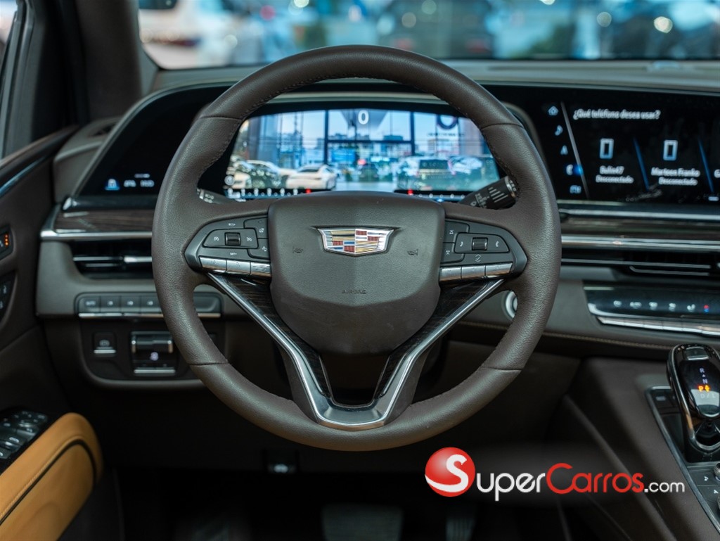 2021 Cadillac Escalade Luxury Short — foto 2 / 12