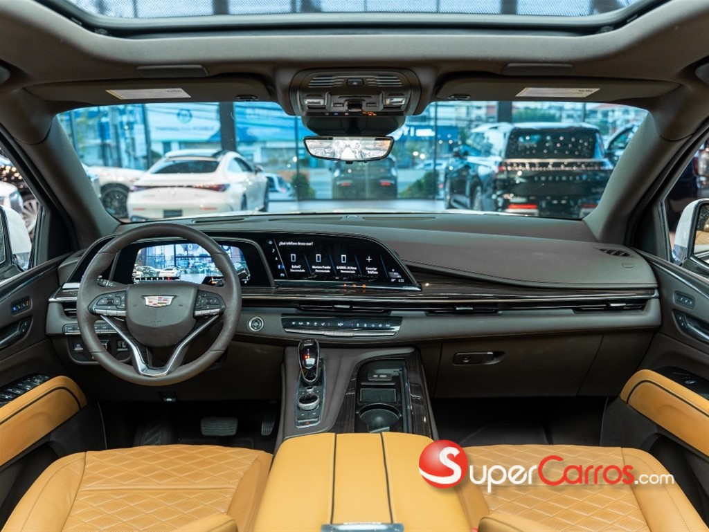 2021 Cadillac Escalade Luxury Short — foto 4 / 12