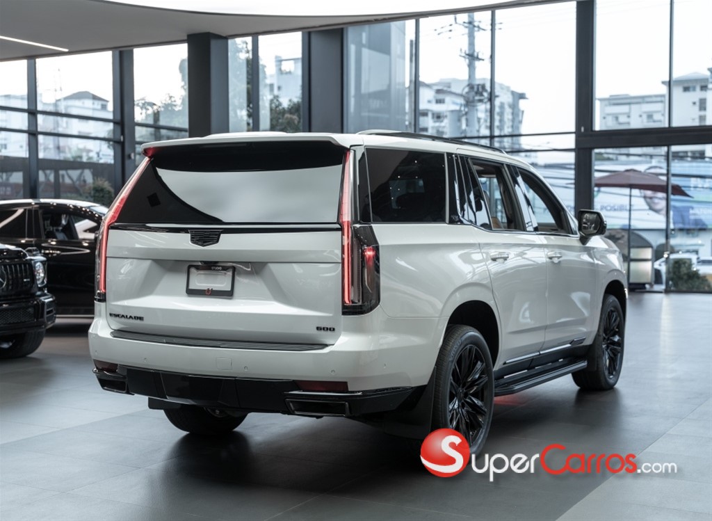 2021 Cadillac Escalade Luxury Short — foto 9 / 12