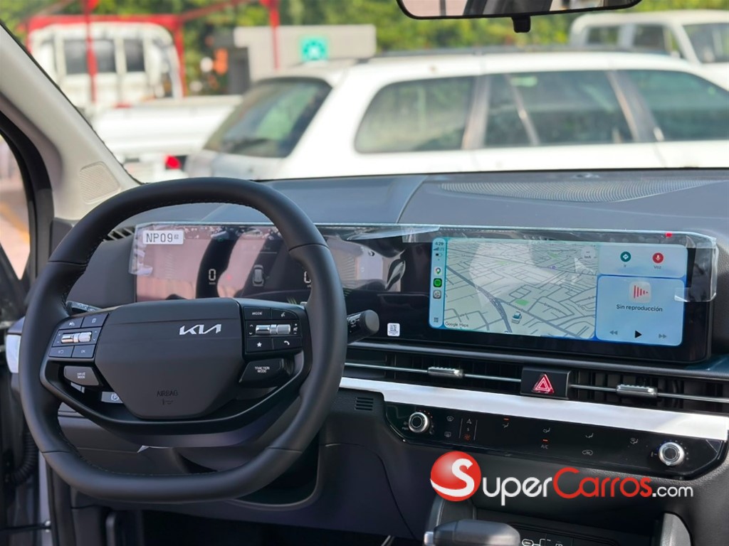 2027 Kia Sportage Sport — foto 5 / 8