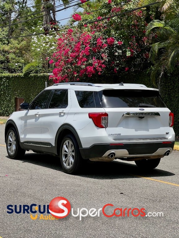 2021 Ford Explorer Limited — foto 4 / 10