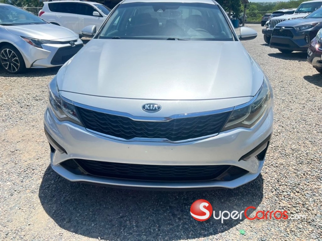 2020 Kia Optima FE — foto 2 / 11