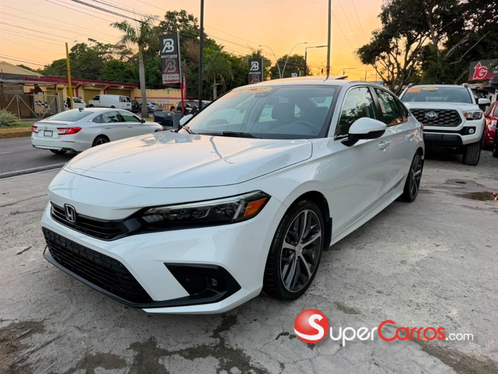 2022 Honda Civic Touring — foto 5 / 12