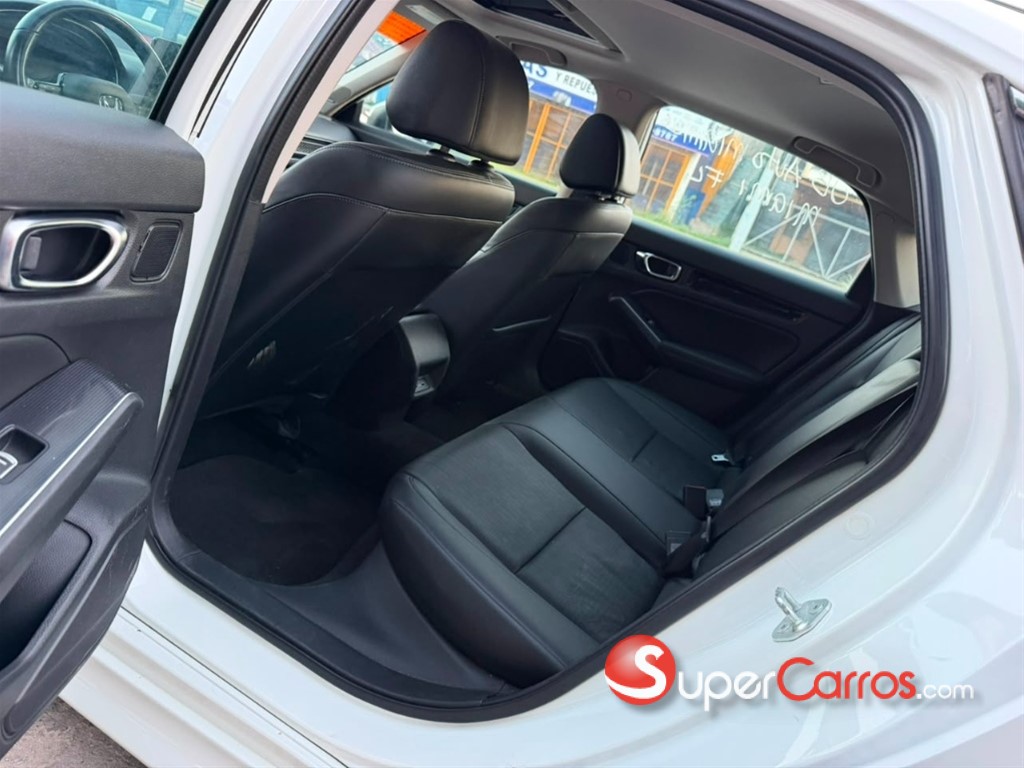 2022 Honda Civic Touring — foto 9 / 12