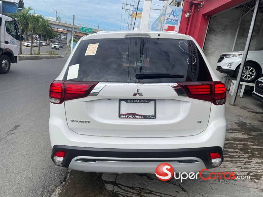 2020 Mitsubishi Motors Outlander SEL — foto 4 / 11
