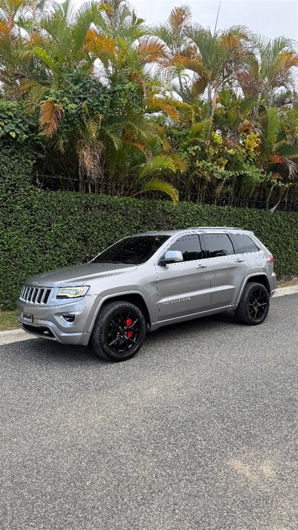 2014 Jeep Grand Cherokee Overland — foto 2 / 12