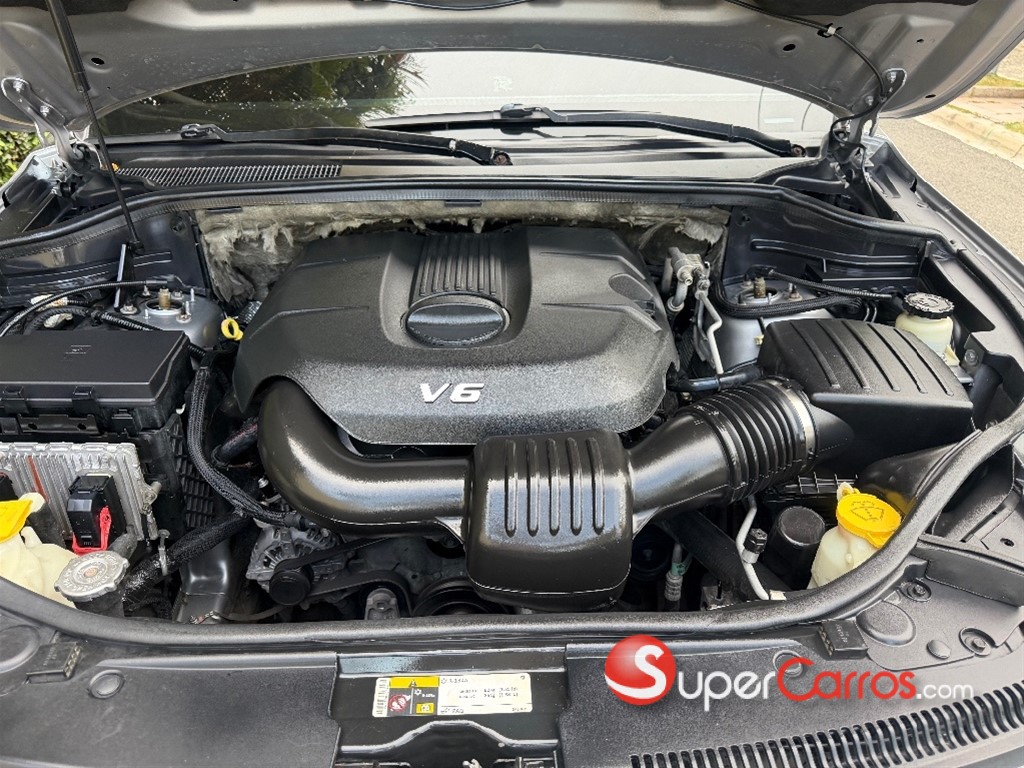 2014 Jeep Grand Cherokee Overland — foto 11 / 12