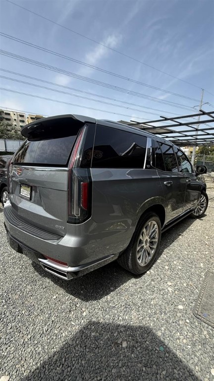 2023 Cadillac Escalade — foto 6 / 12