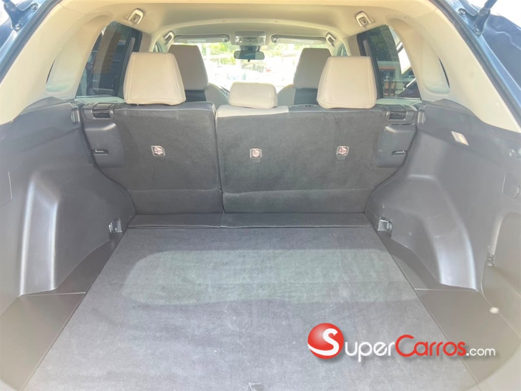 2022 Toyota RAV4 XLE — foto 10 / 10