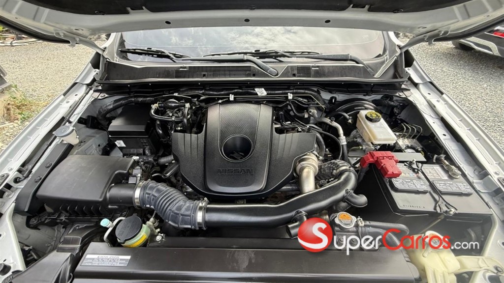 2025 Nissan Frontier Pro-4X — foto 9 / 12
