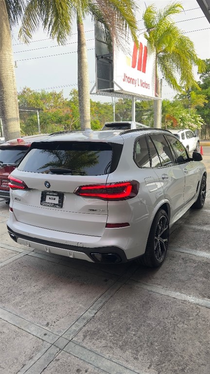 2023 BMW X 5 XDRIVE 40i — foto 5 / 12