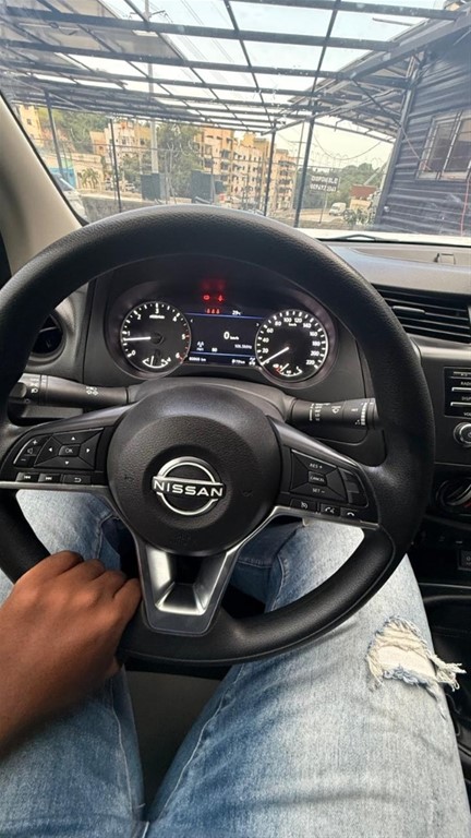 2025 Nissan Frontier — foto 8 / 10