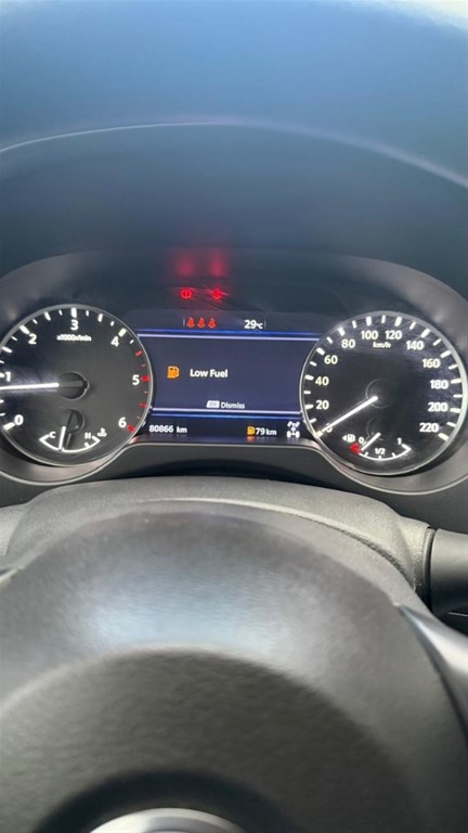 2025 Nissan Frontier — foto 9 / 10