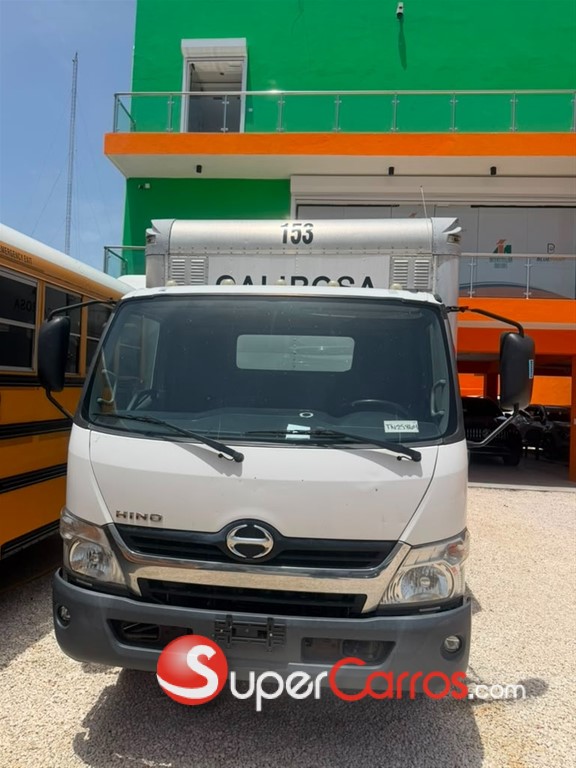 2020 Hino 195 — foto 9 / 9