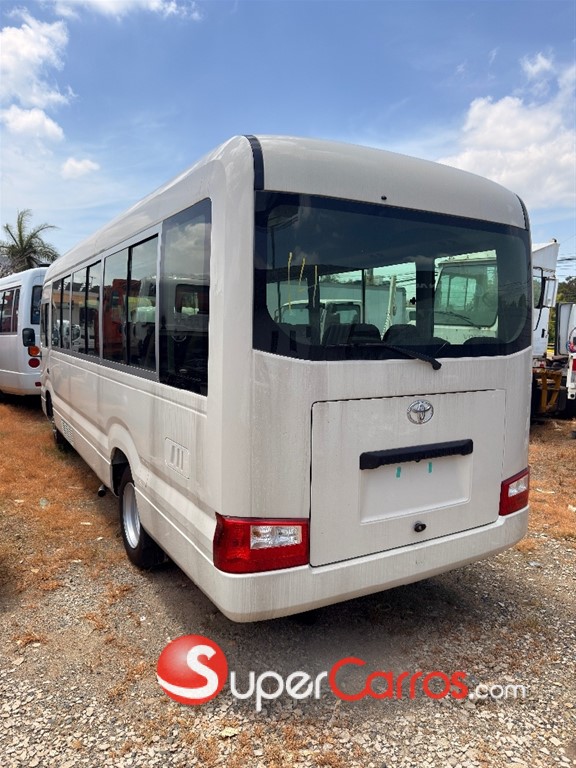 2027 Toyota Coaster — foto 4 / 4