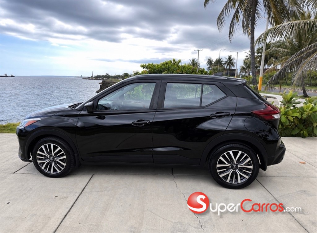 2021 Nissan Kicks SV — foto 4 / 8