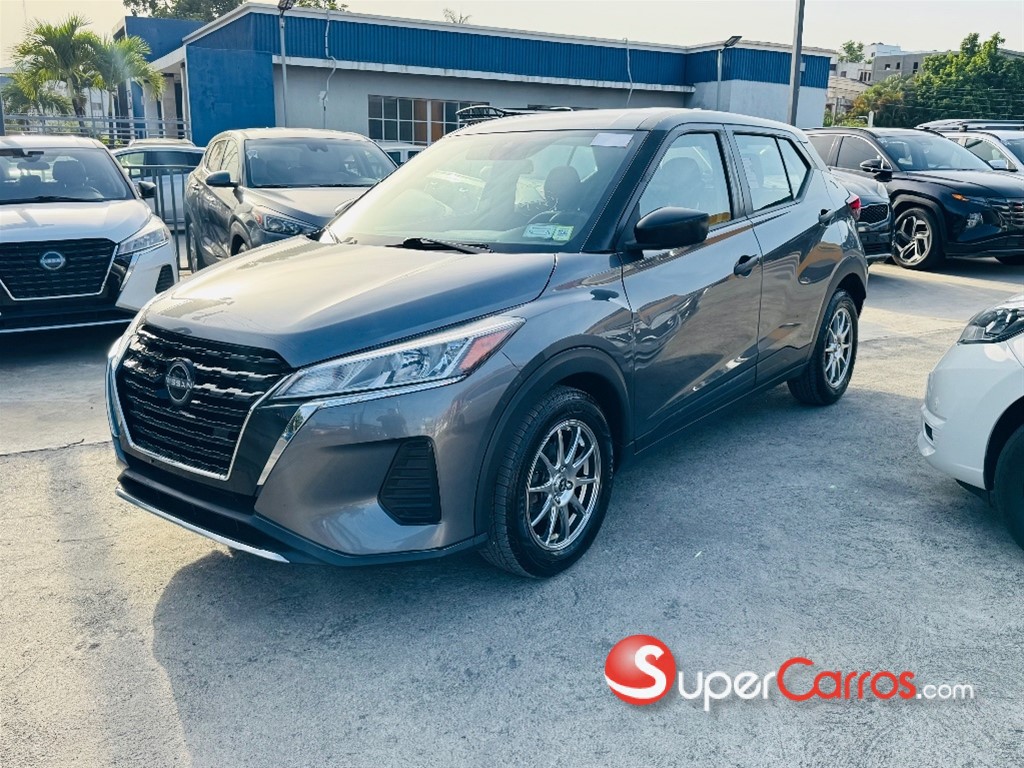 2022 Nissan Kicks S — foto 2 / 12