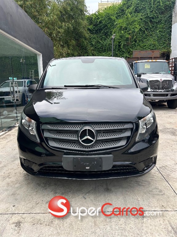 2017 Mercedes-Benz Metris — foto 2 / 12