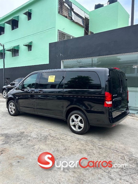 2017 Mercedes-Benz Metris — foto 3 / 12