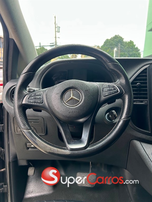 2017 Mercedes-Benz Metris — foto 12 / 12