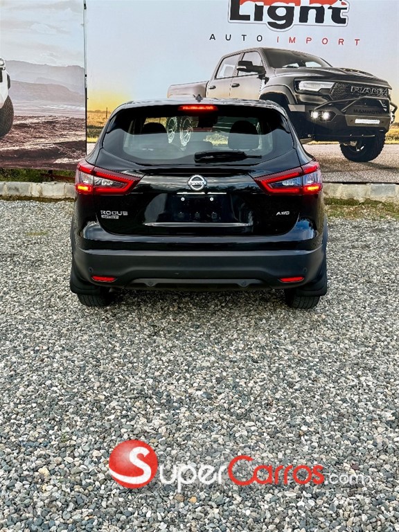 2021 Nissan Rogue — foto 4 / 10