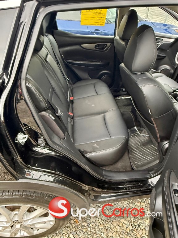 2020 Nissan Rogue — foto 12 / 12