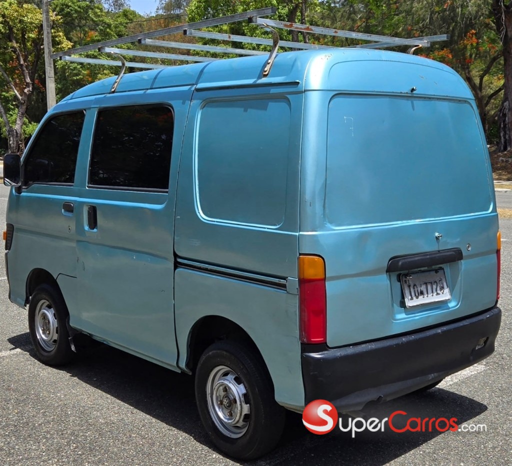 2000 Daihatsu Hijet — foto 6 / 12