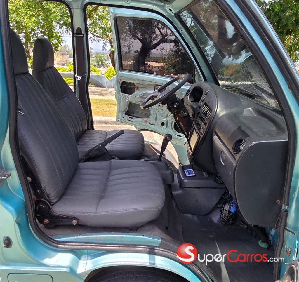 2000 Daihatsu Hijet — foto 10 / 12