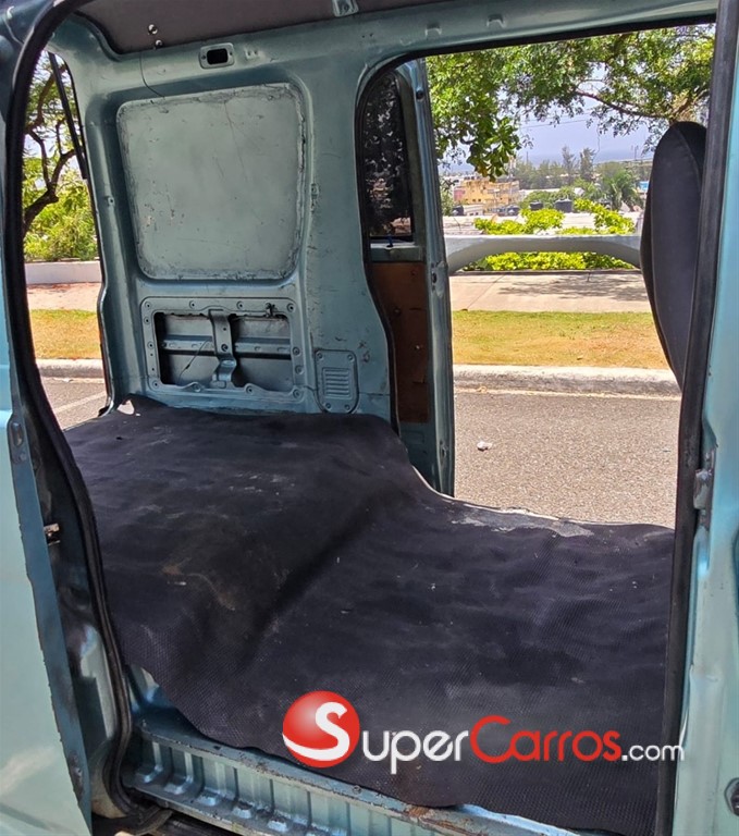 2000 Daihatsu Hijet — foto 12 / 12