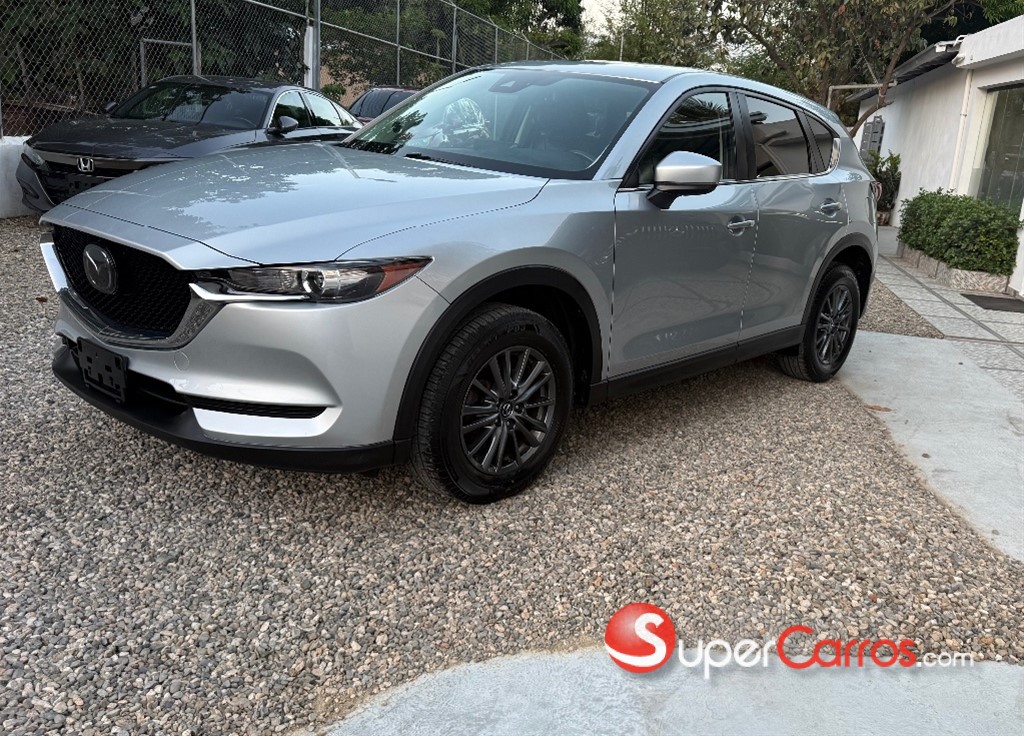 2021 Mazda CX-5 Touring — foto 2 / 8