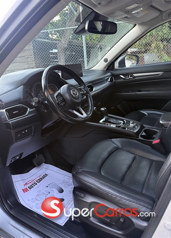 2021 Mazda CX-5 Touring — foto 7 / 8