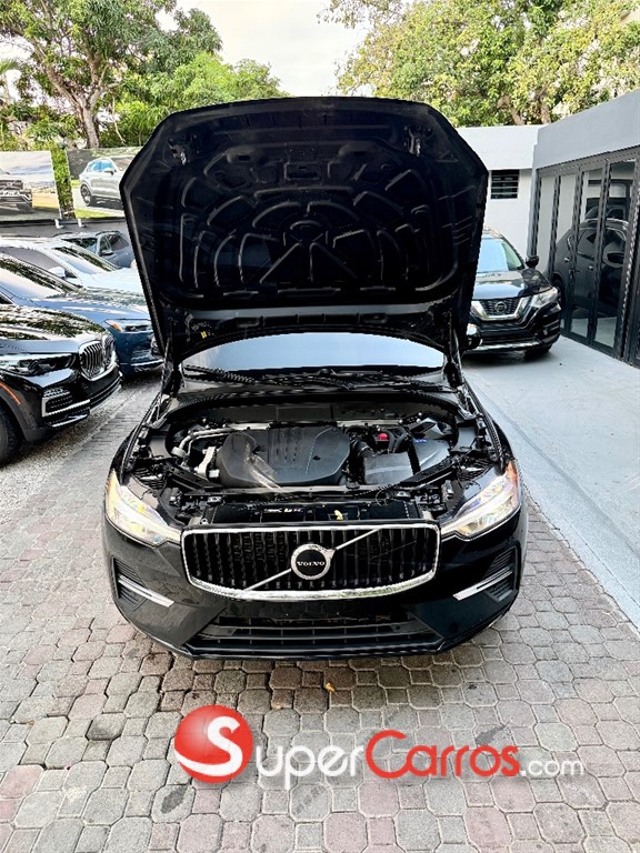 2022 Volvo XC60 B5 Momentum — foto 11 / 11