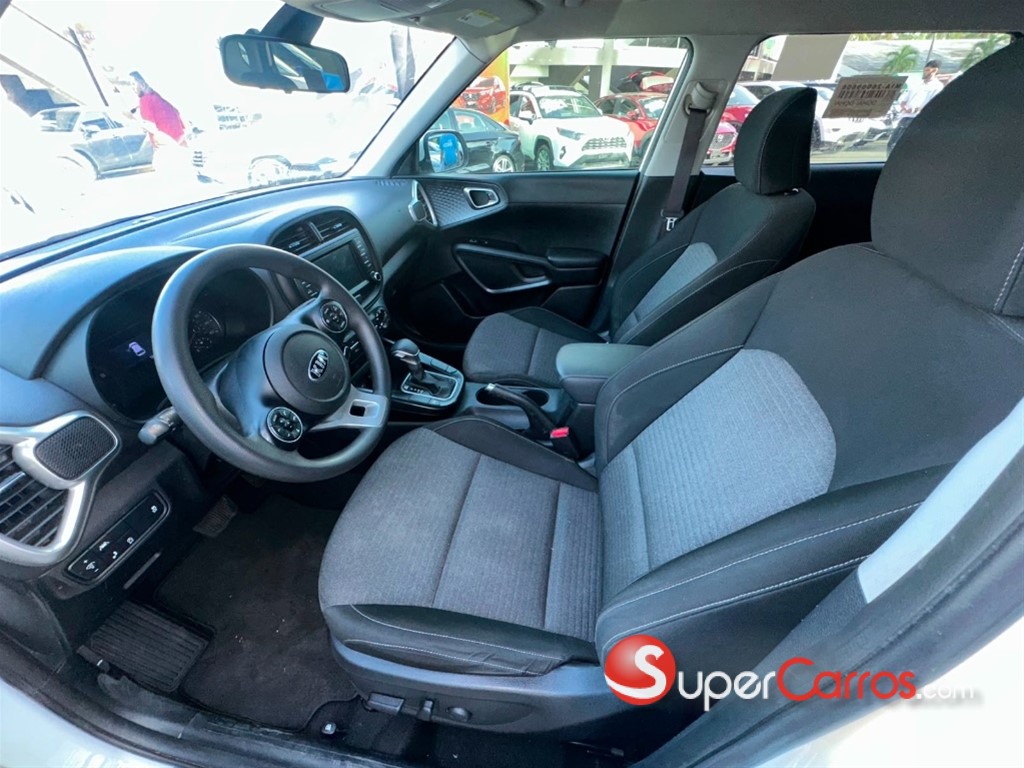 2021 Kia Soul S — foto 8 / 12