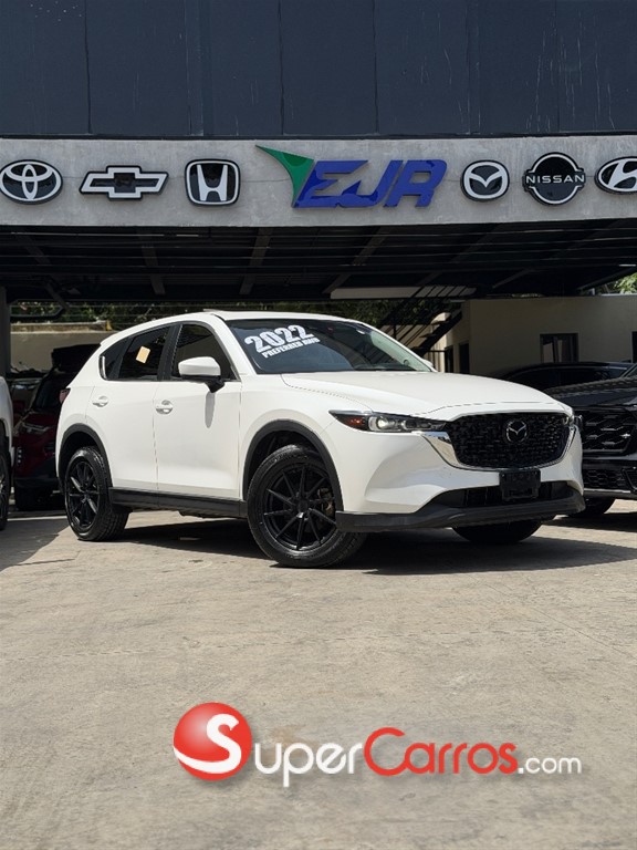 2022 Mazda CX-5 Preferred — foto 2 / 6