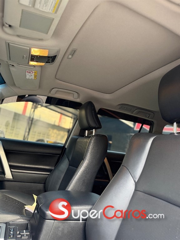 2024 Toyota Land Cruiser Prado VXL — foto 6 / 12