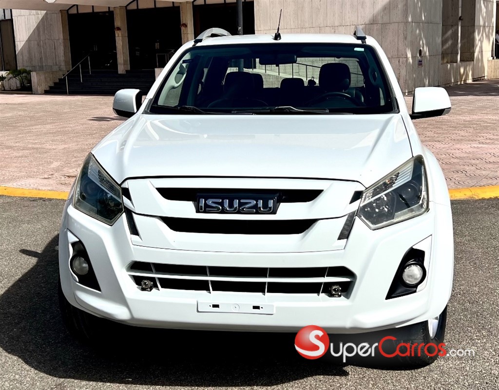 2017 Isuzu DMAX LS
