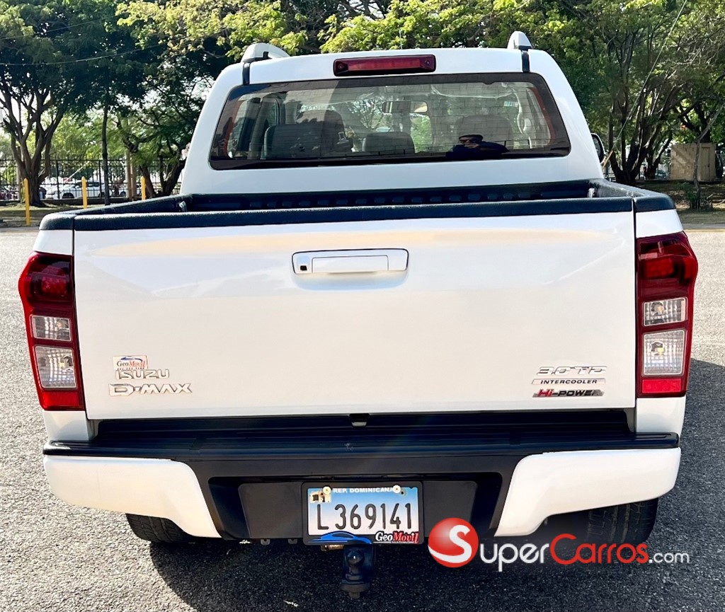2017 Isuzu DMAX LS — foto 5 / 12