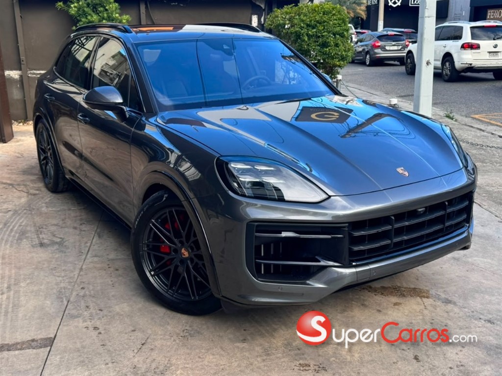 2026 Porsche Cayenne GTS — foto 4 / 12