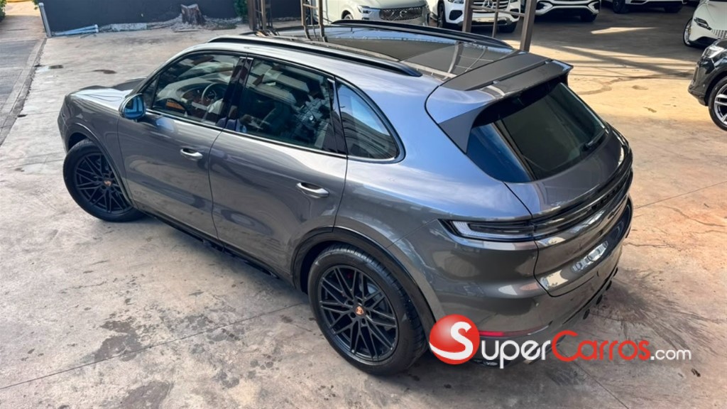 2026 Porsche Cayenne GTS — foto 6 / 12
