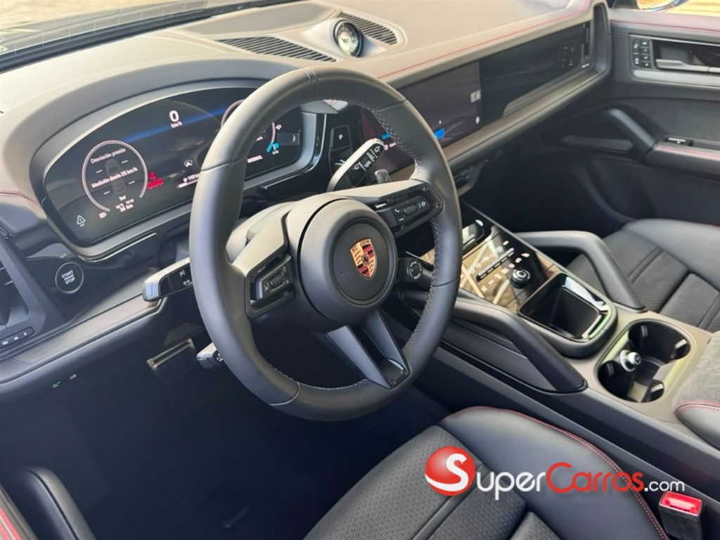 2026 Porsche Cayenne GTS — foto 9 / 12