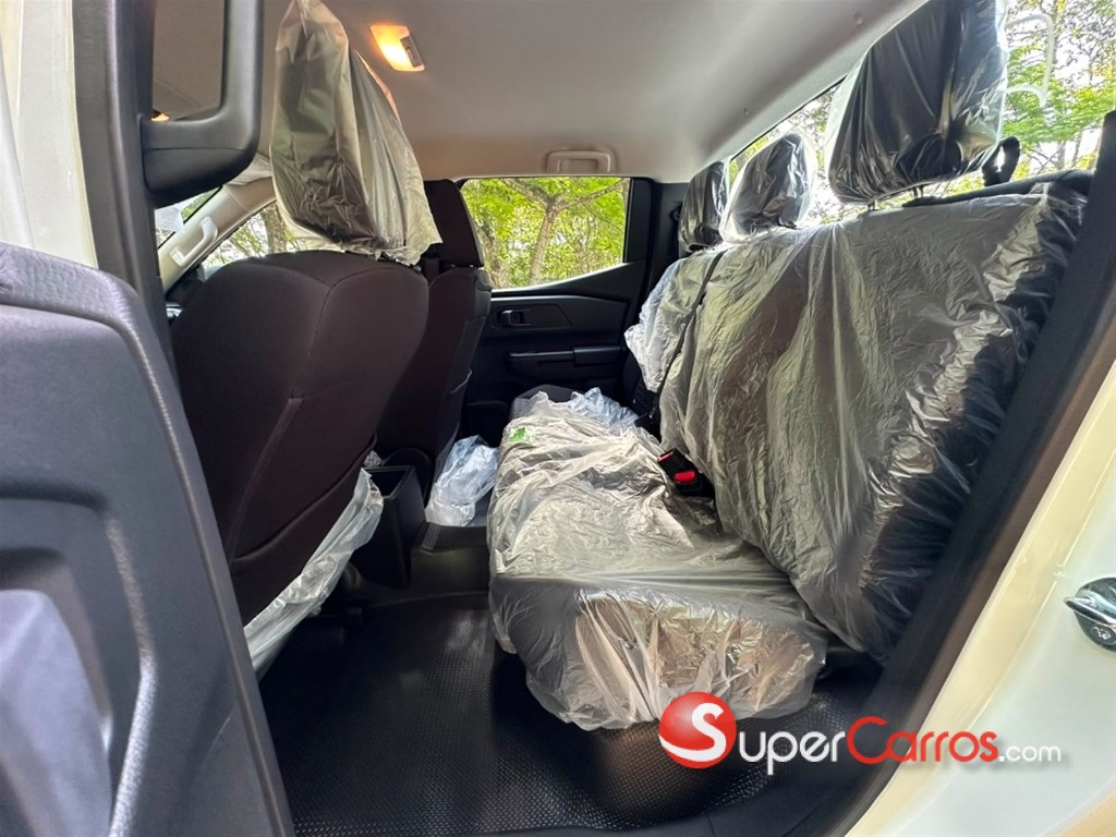 2027 Mitsubishi Motors L 200 Triton — foto 5 / 12