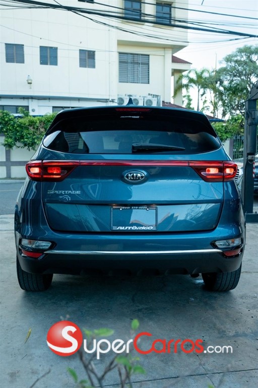 2020 Kia Sportage LX — foto 6 / 12