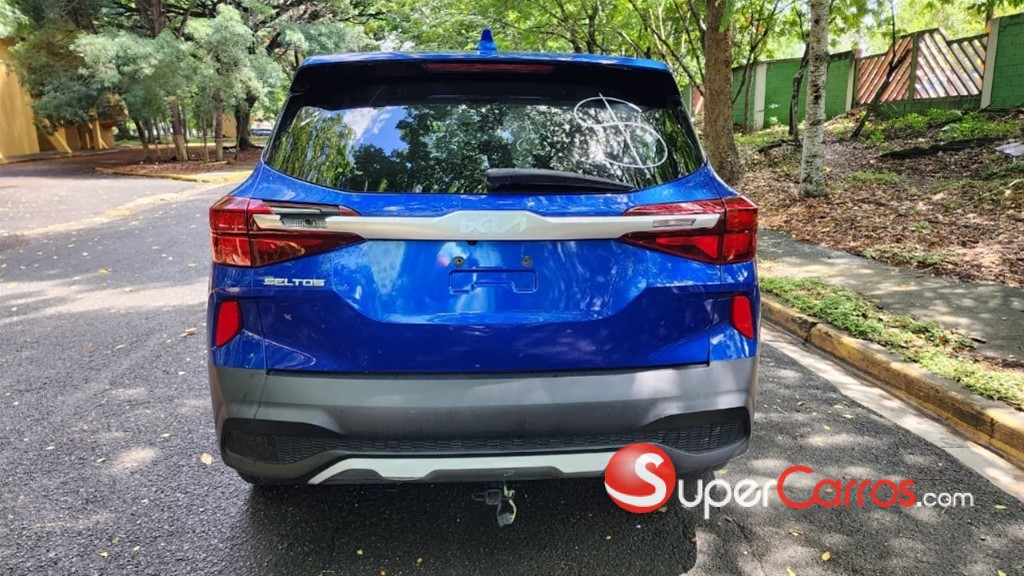 2022 Kia Seltos — foto 11 / 12