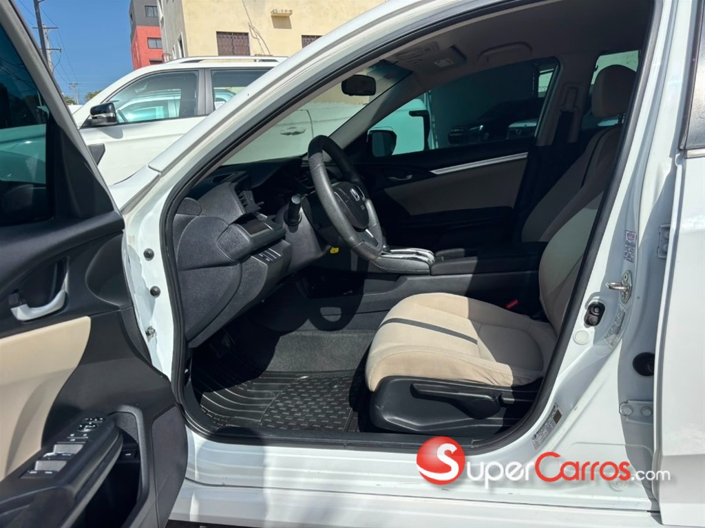 2016 Honda Civic LX — foto 3 / 12