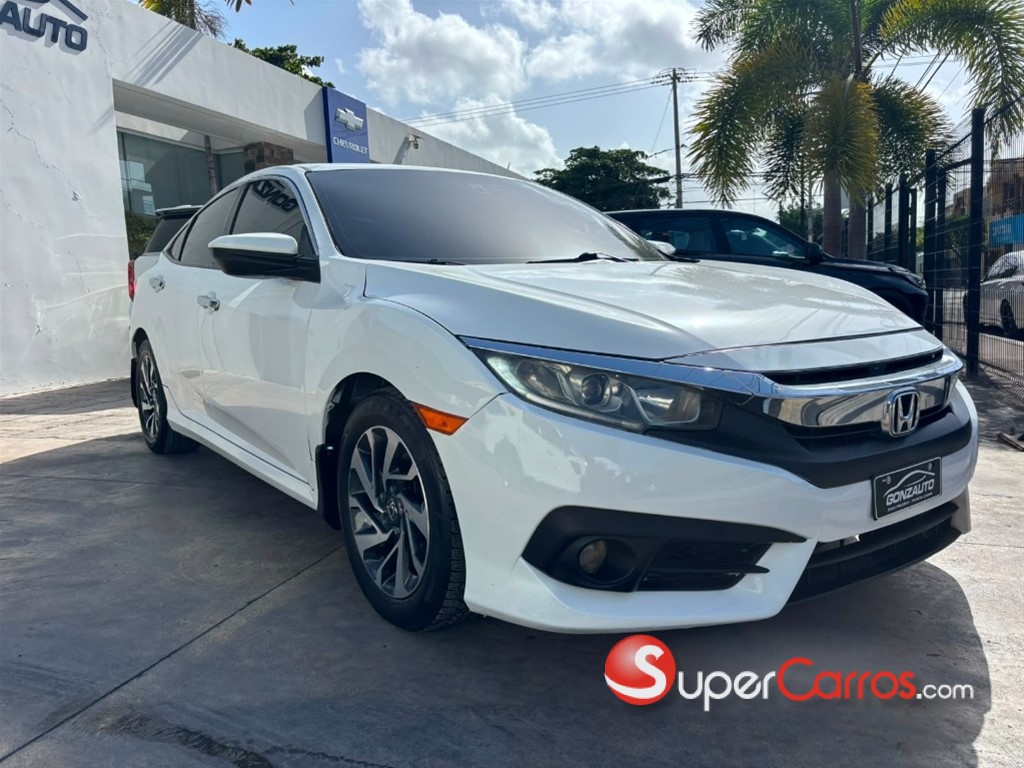 2016 Honda Civic LX — foto 9 / 12