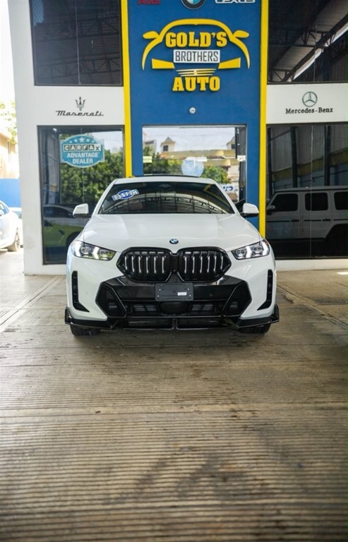 2025 BMW X 6 xDrive40i — foto 3 / 12