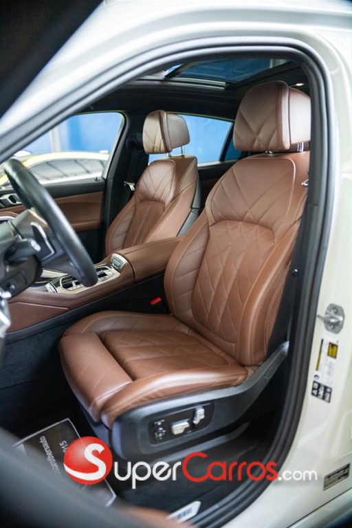 2025 BMW X 6 xDrive40i — foto 7 / 12