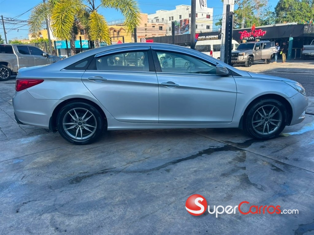 2016 Hyundai Sonata Y20 — foto 10 / 12