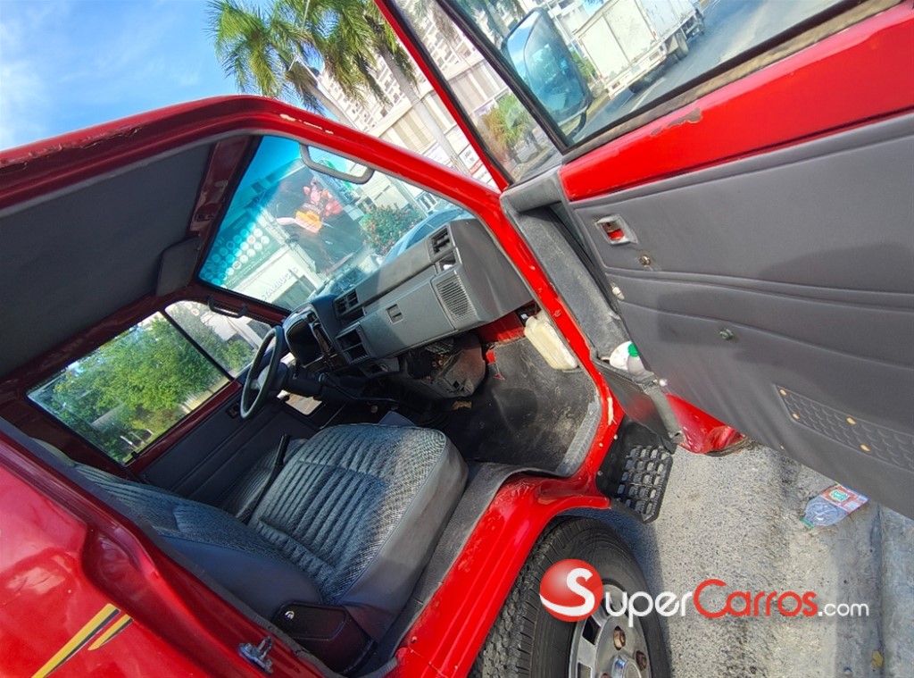 1996 Daihatsu Delta Volteo — foto 4 / 8