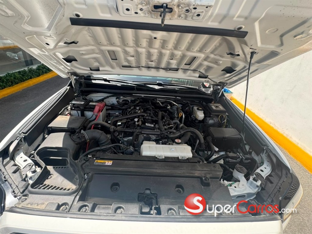 2026 Toyota 4 Runner SR5 Premium — foto 9 / 9